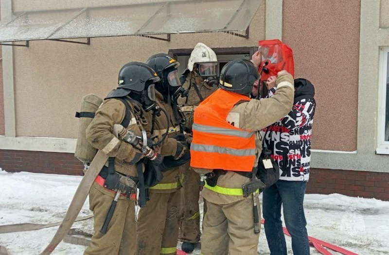 В Вольске тушили условный пожар на местном молокозаводе